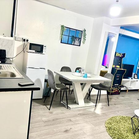 לונדון New Deluxe Studio Apt-2 מראה חיצוני תמונה