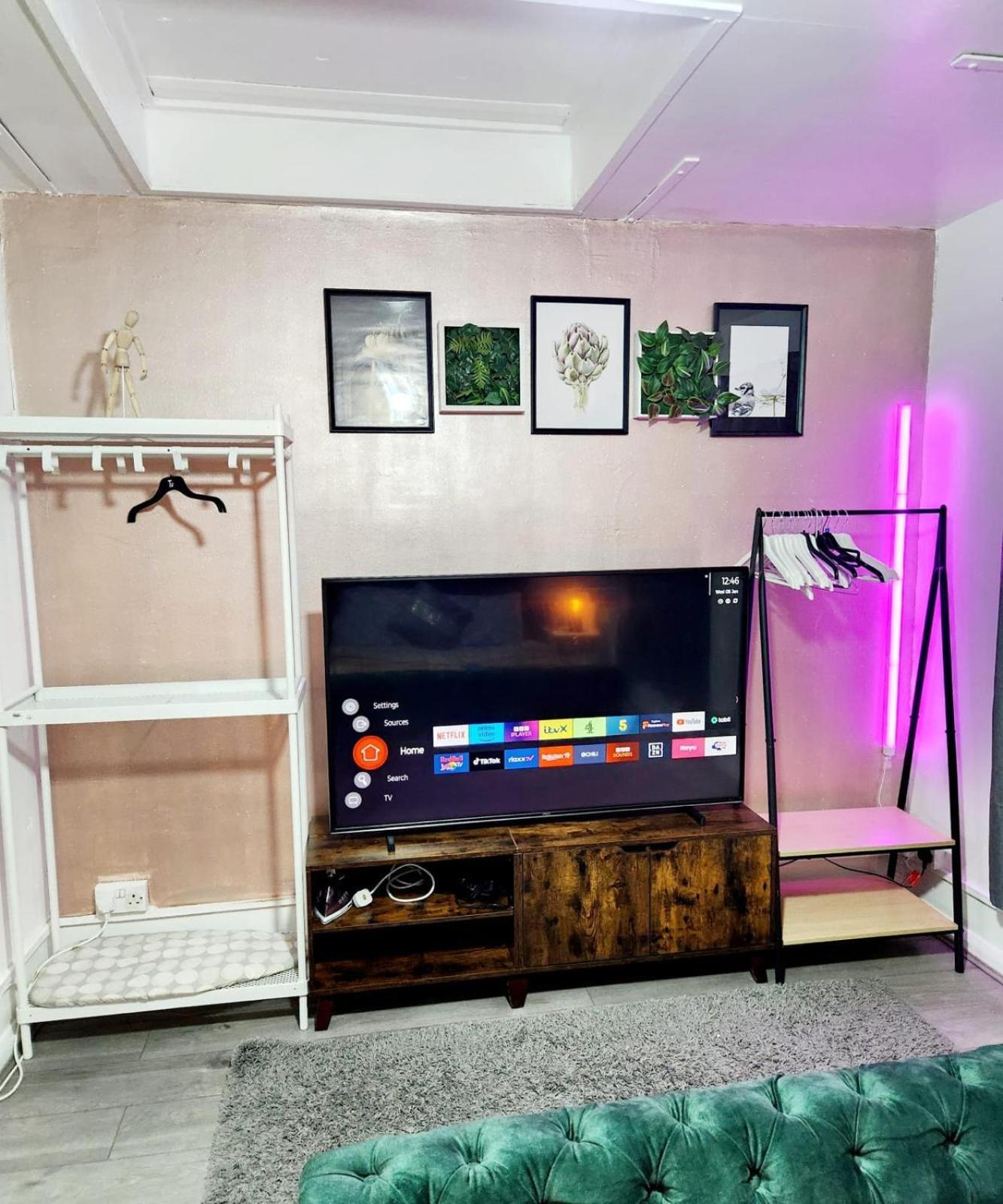 לונדון New Deluxe Studio Apt-2 חדר תמונה